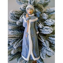 Фигура "Снегурочка" в бархате 28см, цвет в ассортименте